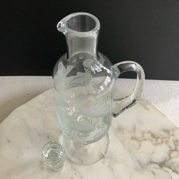 Etched Glass Decanter - Picture 6 of 9